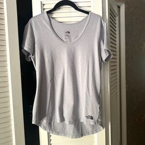 The North Face Gray Fitted Short Sleeve Tee size MD